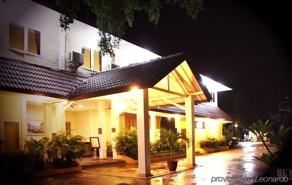 The Jayakarta Anyer Hotel Ngoại thất bức ảnh
