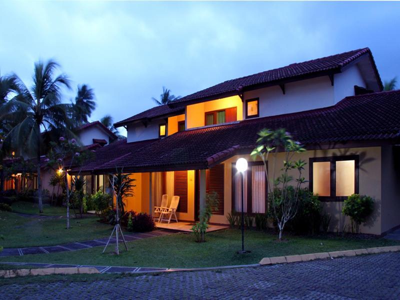 The Jayakarta Anyer Hotel Ngoại thất bức ảnh