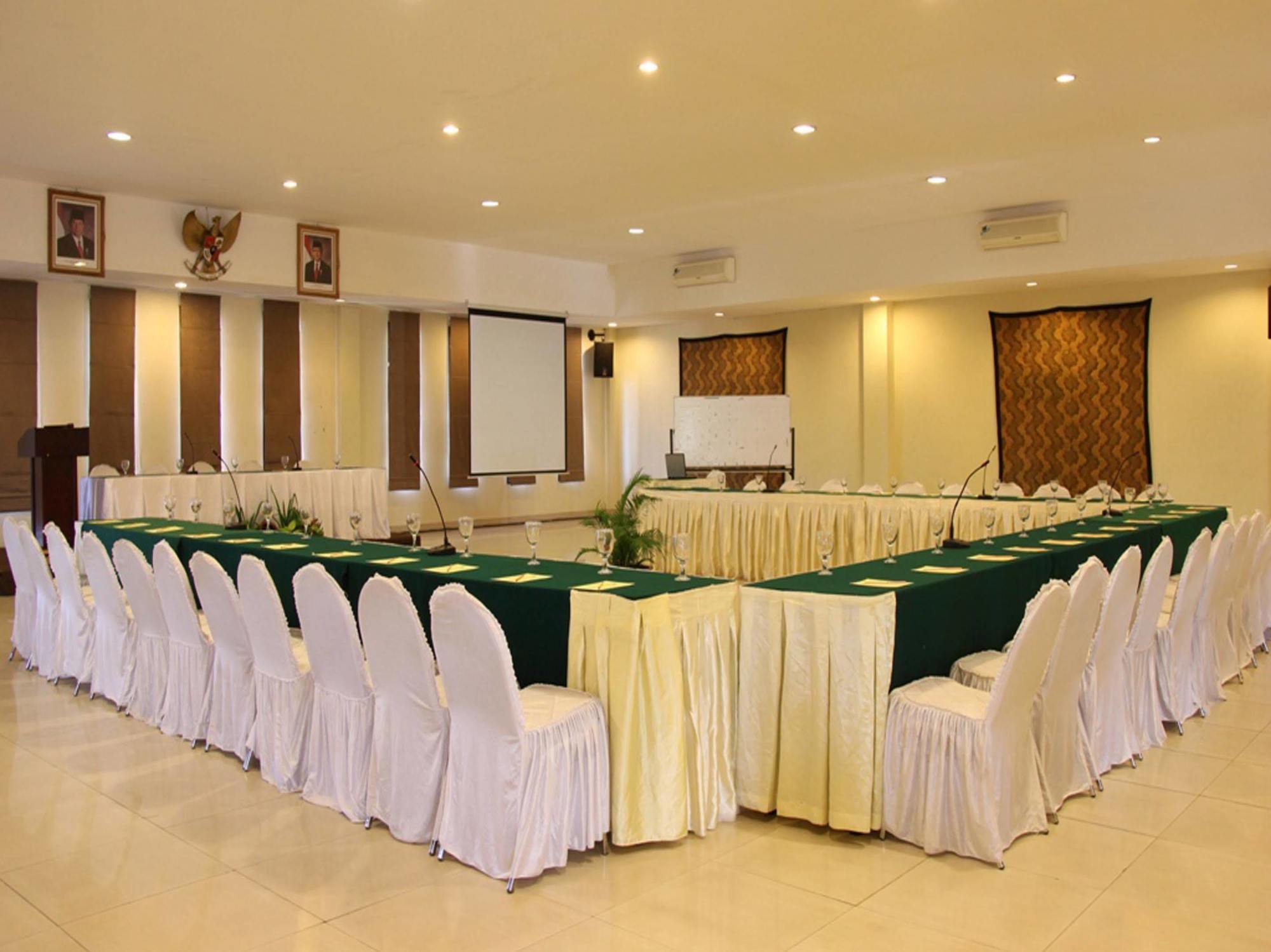 The Jayakarta Anyer Hotel Ngoại thất bức ảnh